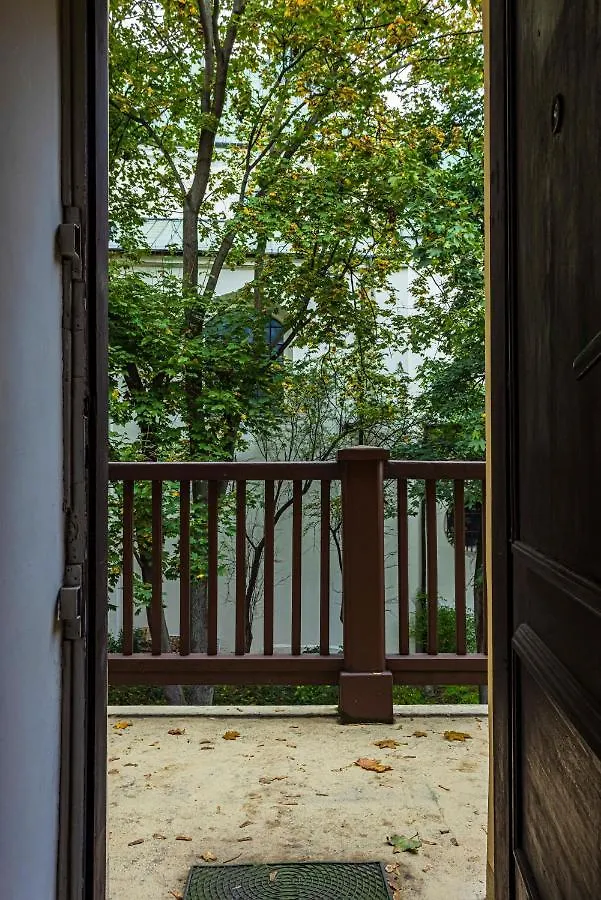 Mostowa 26-28, Old Town Varsovia Apartamento