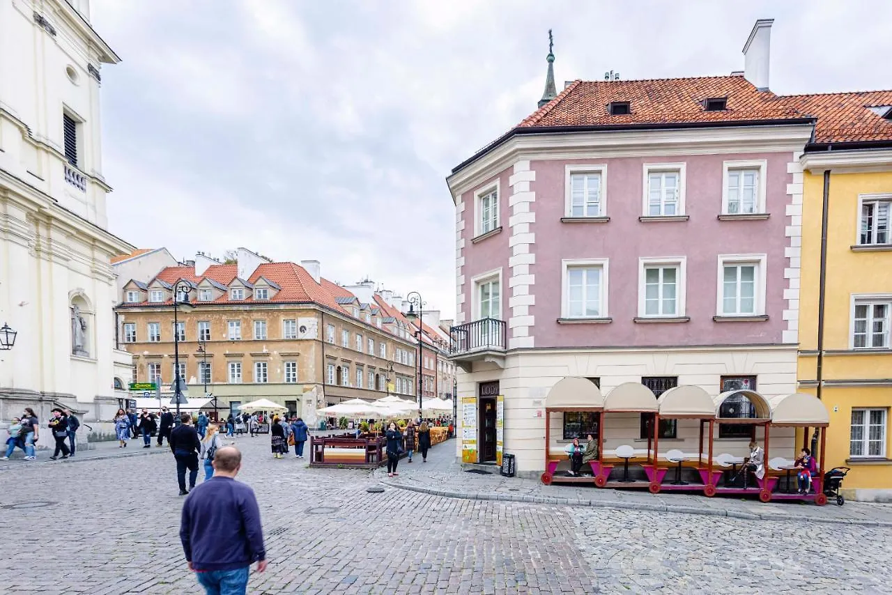Mostowa 26-28, Old Town Warsaw Apartment
